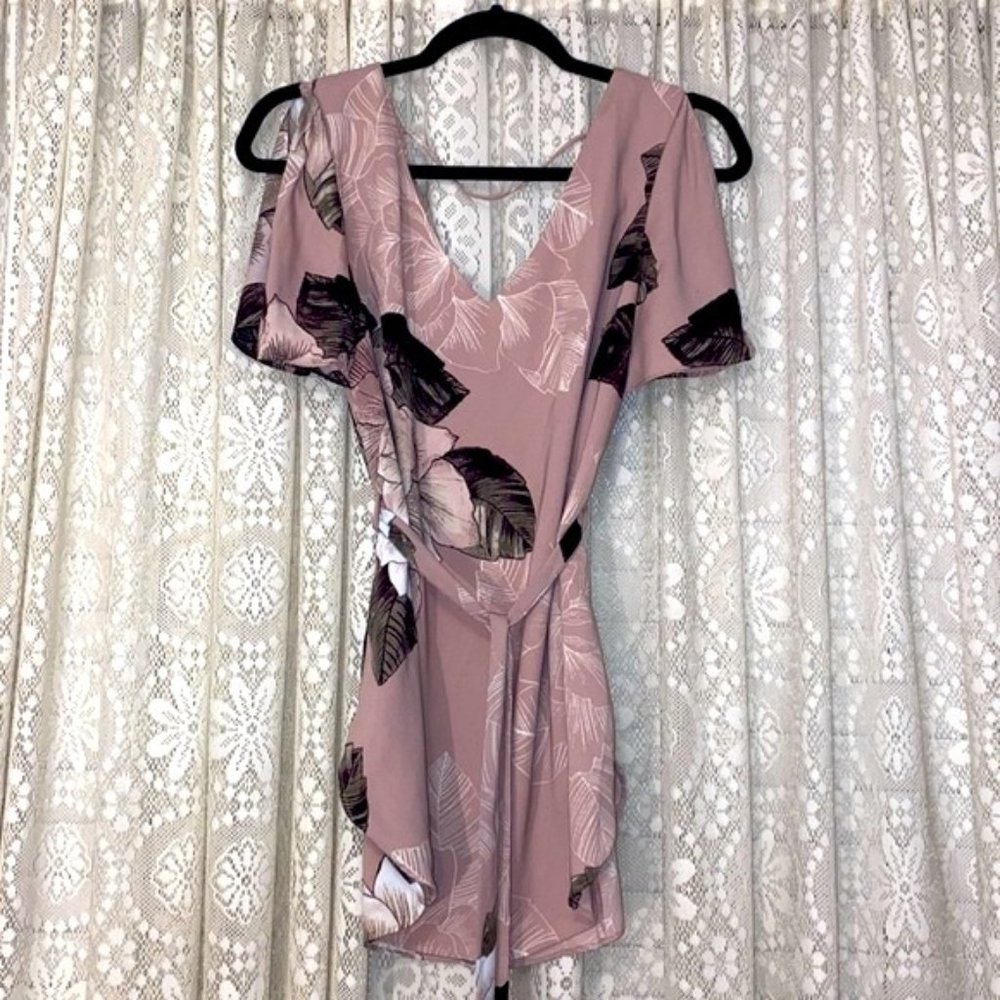Beautiful Floral Blouse | Split Sleeve | V-Neck | Waist Tie | Dusty Pink